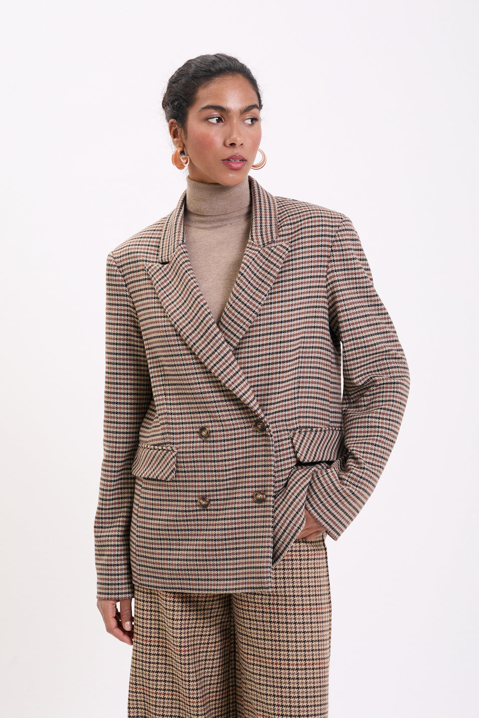 Chestnut Hound Vanza Jacket