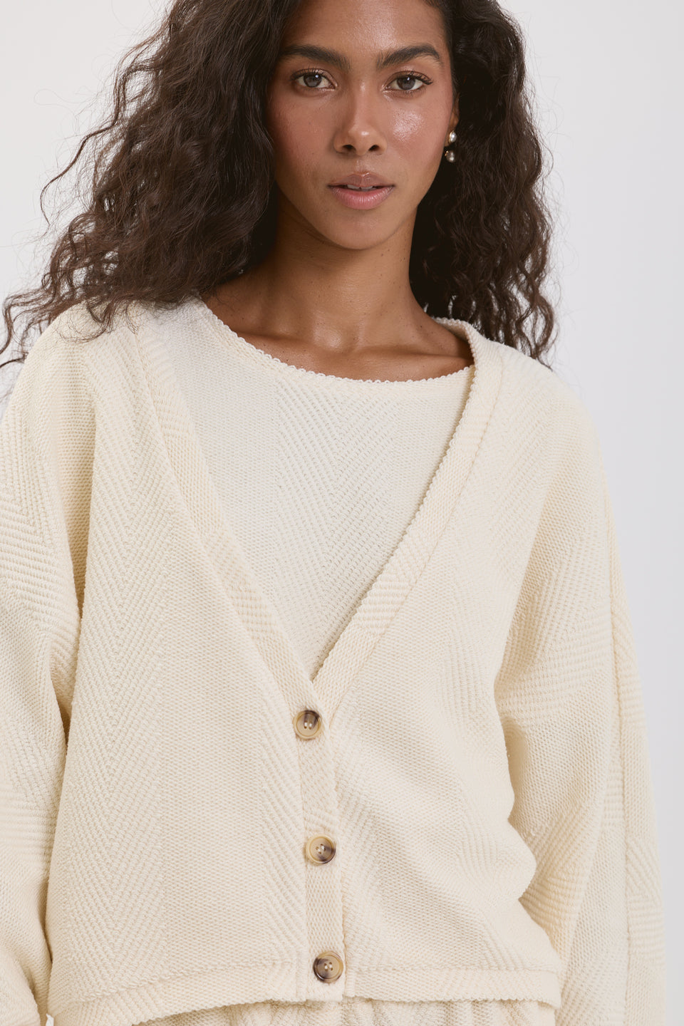 Creamy Chevron Open Cardigan