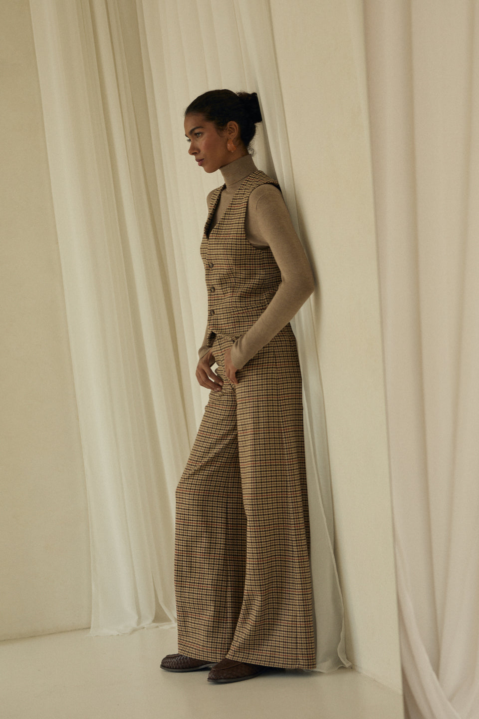 Caramel Hound Flared Pants