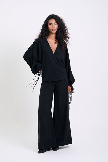 Silent Elegance Ariane Blouse
