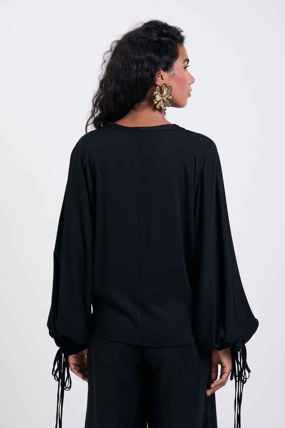 Silent Elegance Ariane Blouse