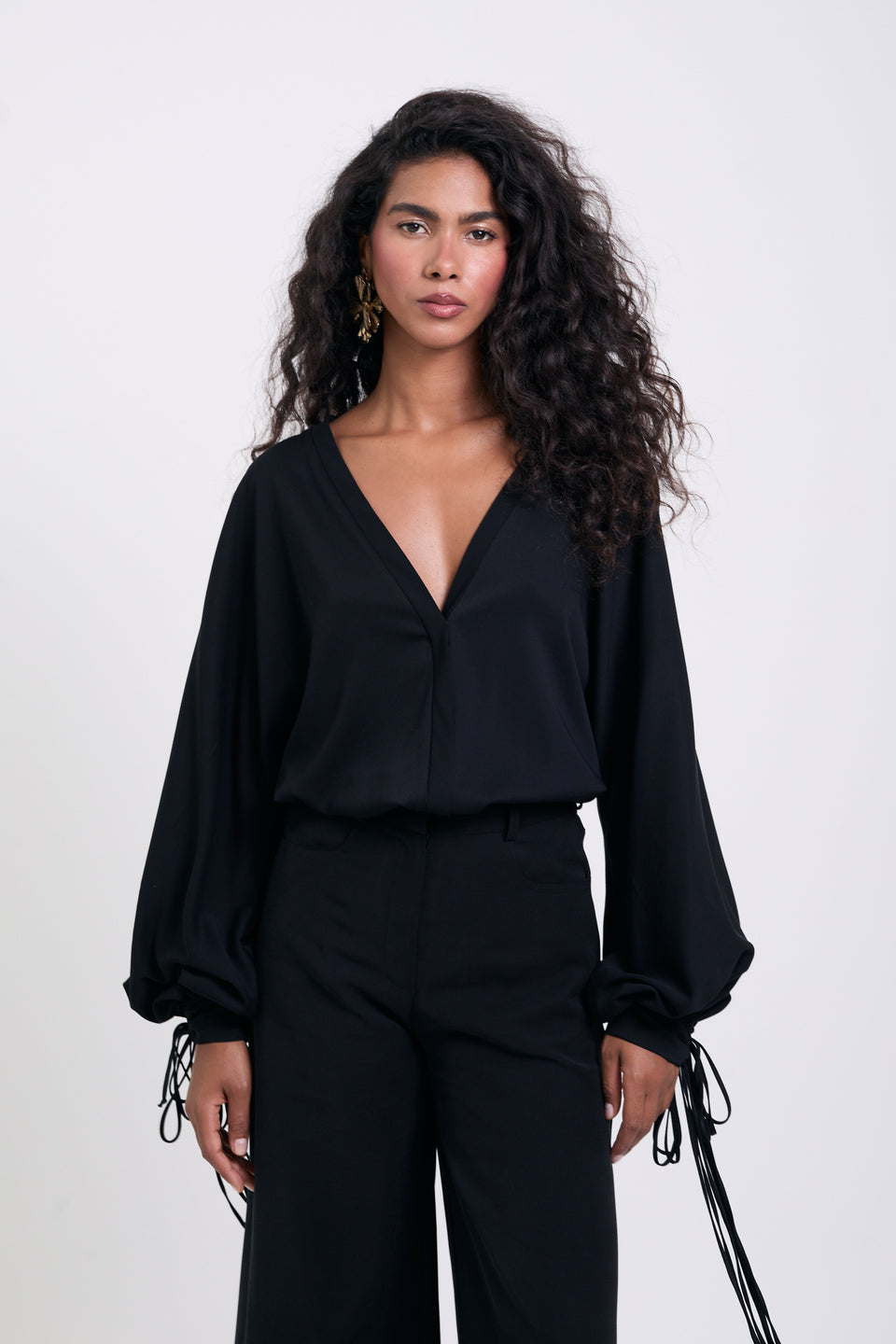 Silent Elegance Ariane Blouse