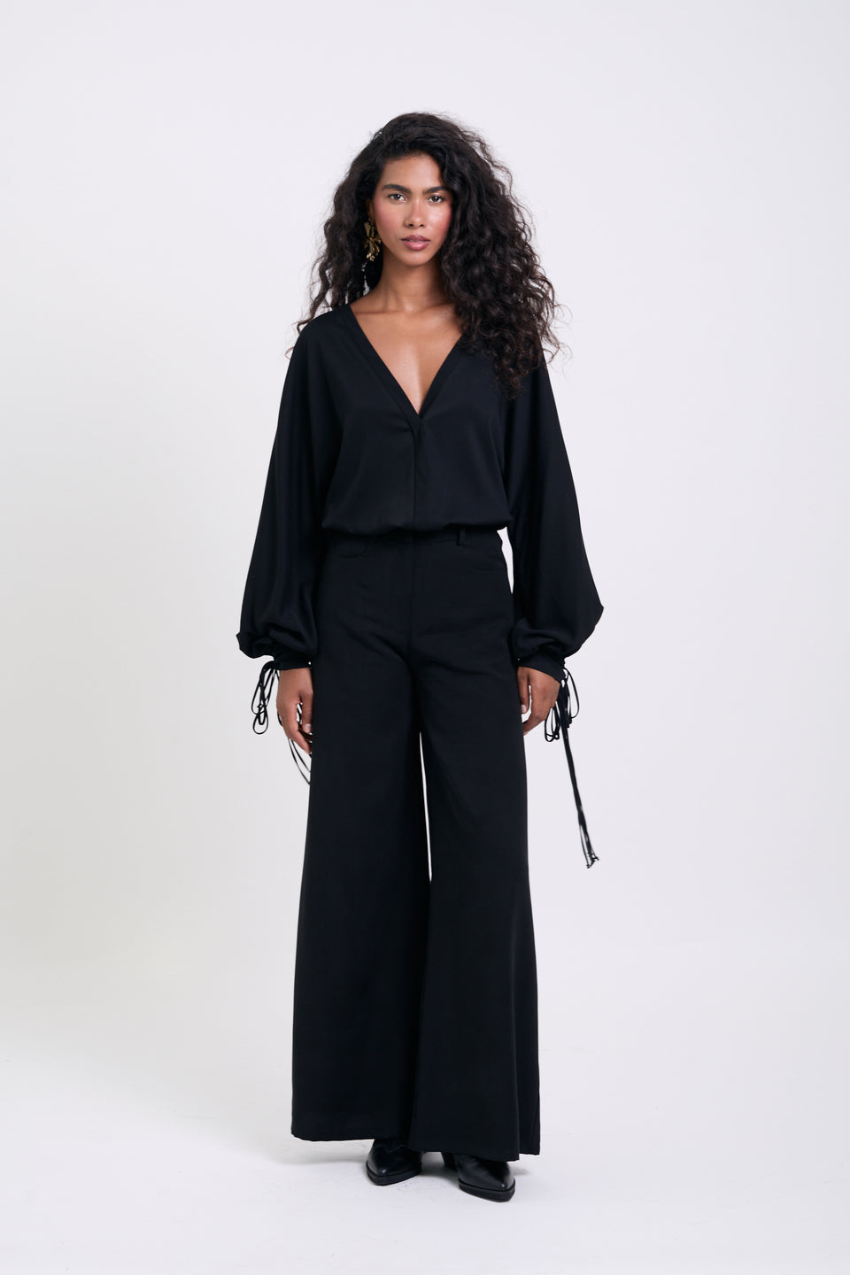 Silent Elegance Ariane Blouse