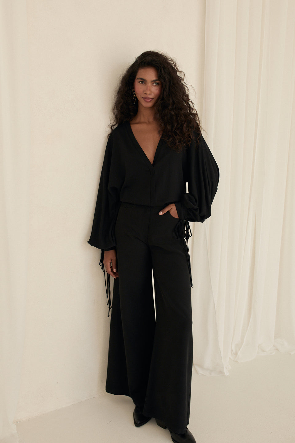 Silent Elegance Ariane Blouse