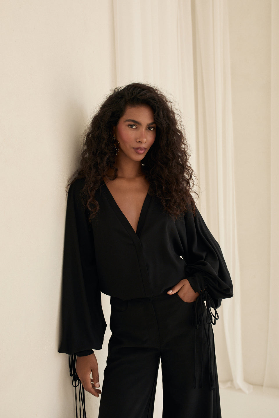 Silent Elegance Ariane Blouse