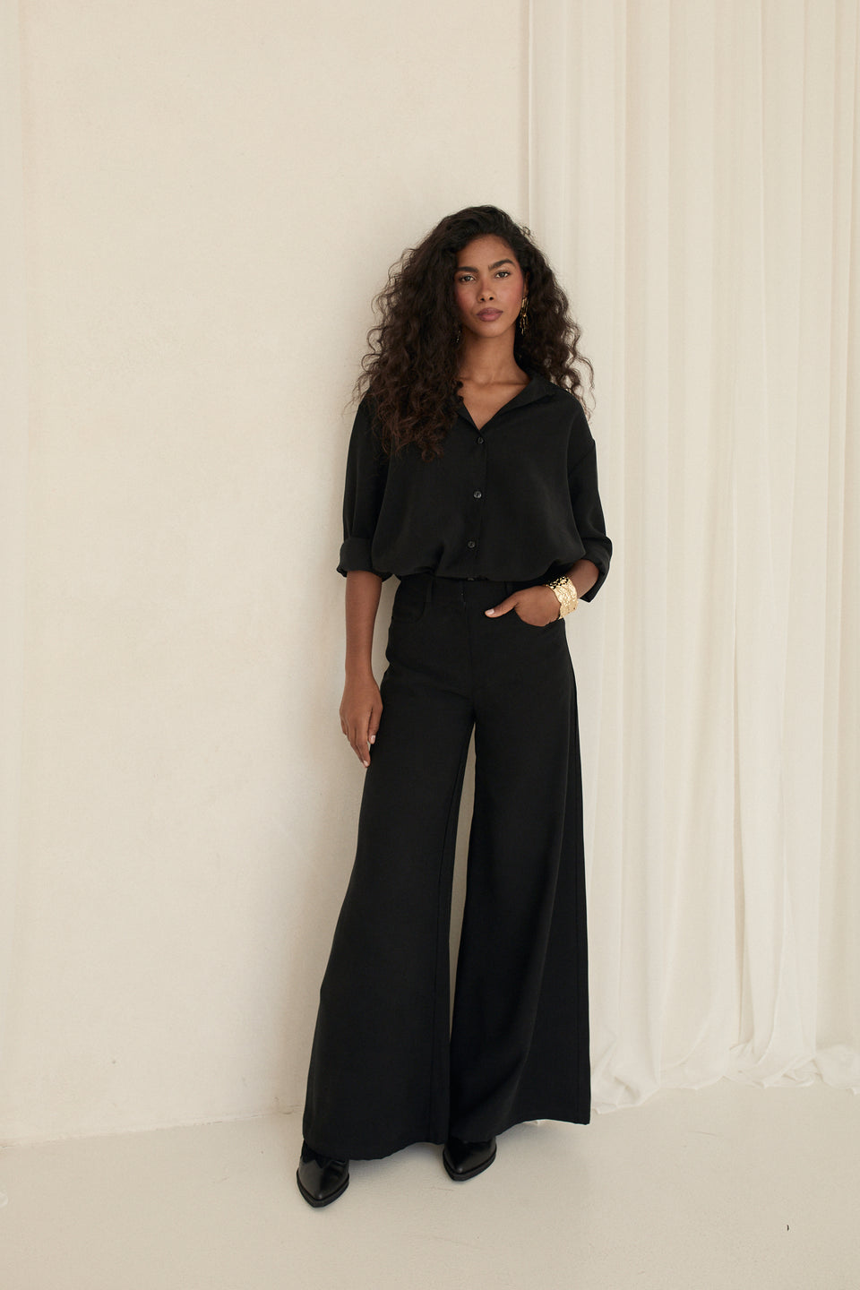 Coal Line Flared Pants